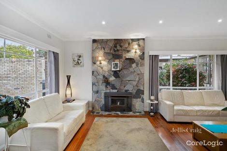 Property photo of 24 Allister Street Mount Waverley VIC 3149