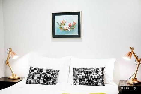 Property photo of 313 Lydiard Street North Soldiers Hill VIC 3350
