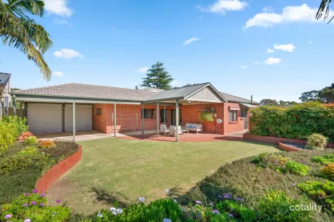 Property photo of 41 Grevillea Road Aberfoyle Park SA 5159