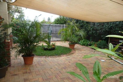 Property photo of 28 Wingello Crescent Wyoming NSW 2250