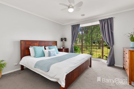 Property photo of 106 Dunsterville Crescent Frankston VIC 3199