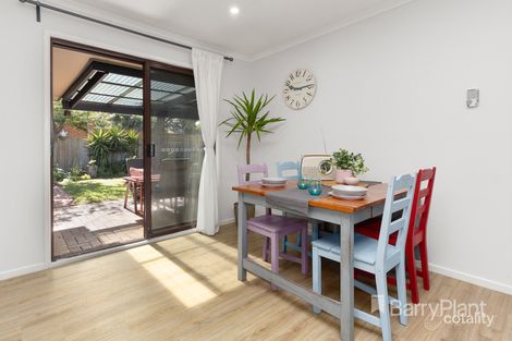 Property photo of 106 Dunsterville Crescent Frankston VIC 3199