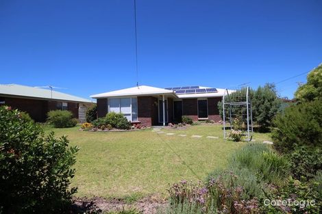 Property photo of 11 Burton Crescent Stanthorpe QLD 4380