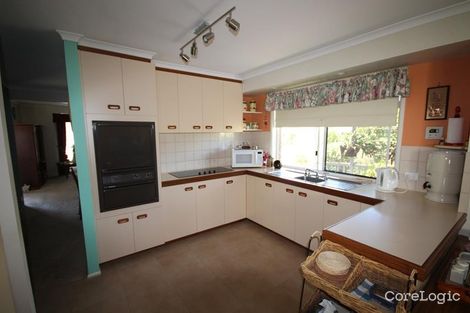 Property photo of 11 Burton Crescent Stanthorpe QLD 4380