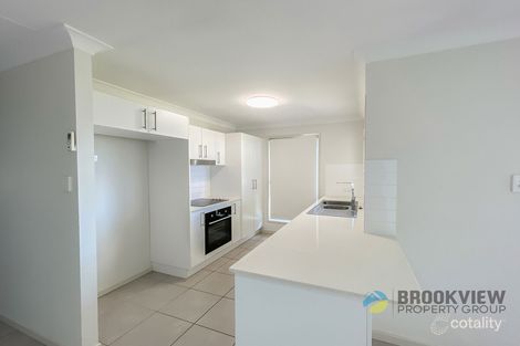 Property photo of 25 Foster Circuit Hillcrest QLD 4118