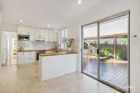 Property photo of 23 Pacific Way Beldon WA 6027