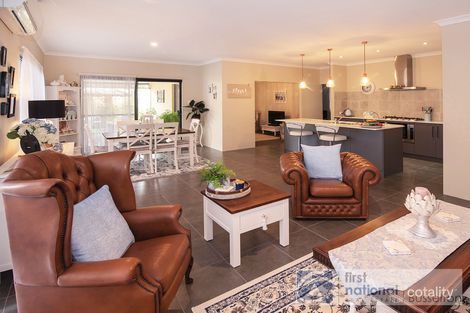 Property photo of 8 Massena Way Yalyalup WA 6280