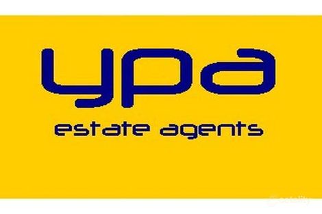 5 Kim Cl, Meadow Heights, VIC 3048