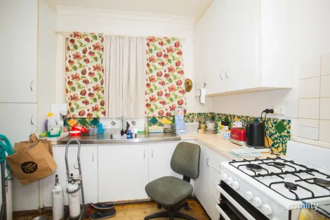 Property photo of 19 Kay Place Midland WA 6056