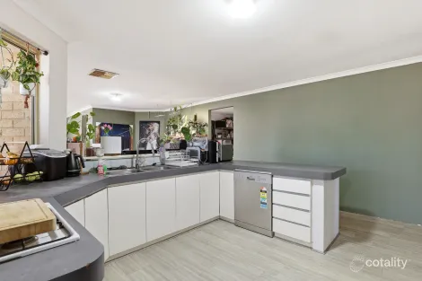 Property photo of 7 Meda Close Greenfields WA 6210