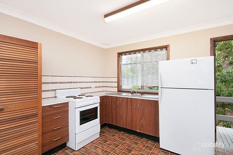 Property photo of 19 Nerissa Road Erina NSW 2250