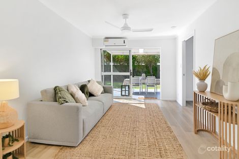 Property photo of 18 Barnard Biggera Waters QLD 4216