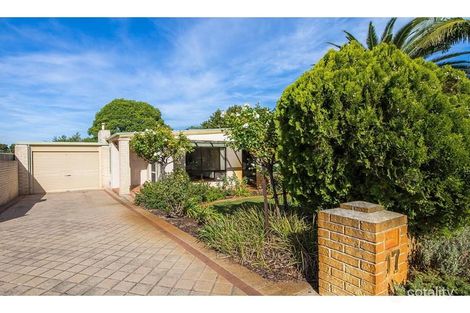 Property photo of 17 Cherry Road Woodlands WA 6018