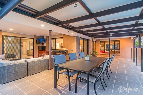 Property photo of 2 Clearmount Crescent Carindale QLD 4152