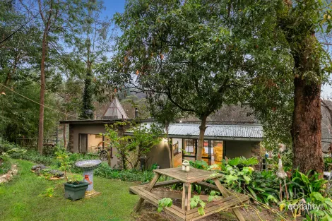 Property photo of 49 The Boulevard North Warrandyte VIC 3113