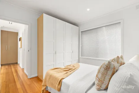 Property photo of 1/8 Bristol Road Pascoe Vale VIC 3044