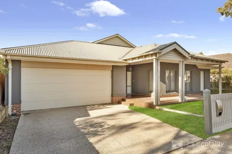 Property photo of 4 Bendigo Drive Eynesbury VIC 3338