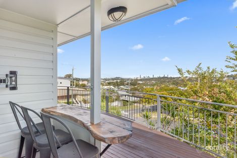 1 Armfield St, Stafford, QLD 4053