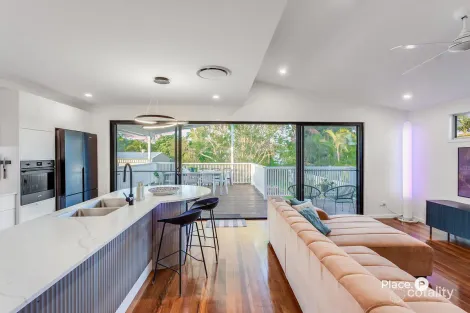 Property photo of 14 Wendy Crescent Clontarf QLD 4019