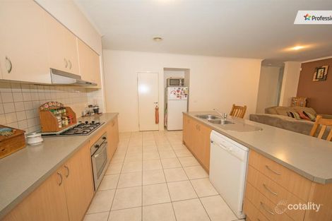 Property photo of 2 Fairhaven Boulevard Melton West VIC 3337