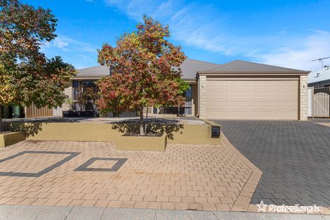 Property photo of 6 Rometta Way Sinagra WA 6065