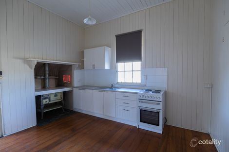 Property photo of 7 Willey Street Ipswich QLD 4305