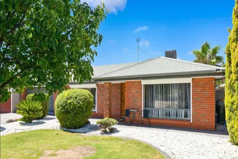 12 Hope Dr, Paralowie, SA 5108