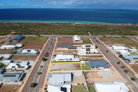 28 Bremer Pde, Jurien Bay, WA 6516