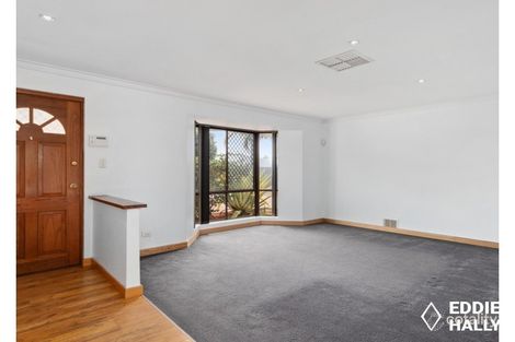 Property photo of 5 Swan Court Yangebup WA 6164