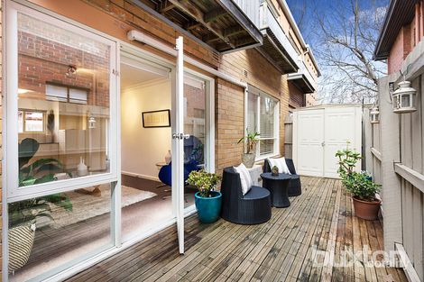 2/76 Mitford St, Elwood, VIC 3184