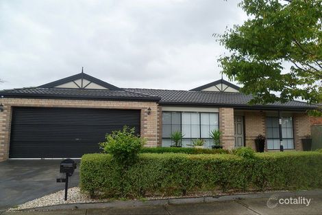 4 Thistlewood Pl, Cranbourne East, VIC 3977