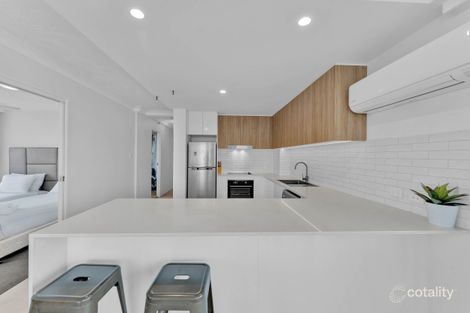 Property photo of 15E/80 The Esplanade Surfers Paradise QLD 4217