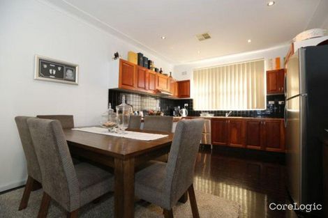 Property photo of 22 Cooeeyana Parade Mount Lewis NSW 2190