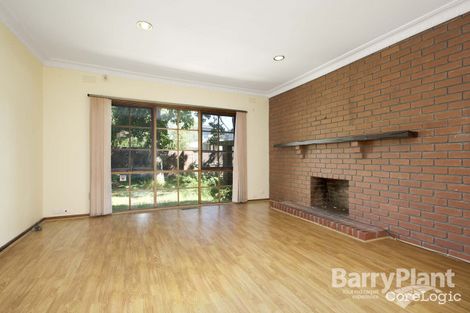 Property photo of 4 Lyons Street Mount Waverley VIC 3149