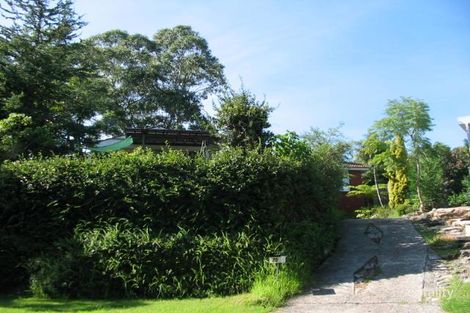 25 Ennerdale Cres, Wheeler Heights, NSW 2097