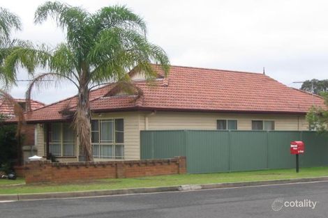 14 Henderson Ave, Panania, NSW 2213