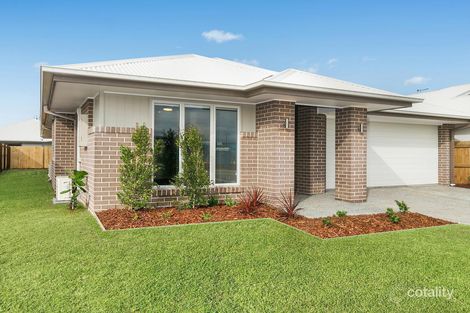 Property photo of 8 Adelaide Circuit Baringa QLD 4551