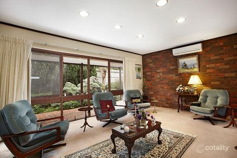 Property photo of 2 Carawatha Road Doncaster VIC 3108