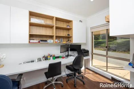 Property photo of 21 Brucedale Drive Brucedale NSW 2650