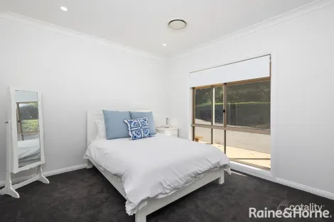 Property photo of 21 Brucedale Drive Brucedale NSW 2650