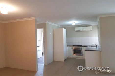 Property photo of 4/11 Sheoak Road Maddington WA 6109