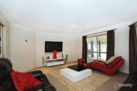 Property photo of 8 Honeyeater Drive Highfields QLD 4352