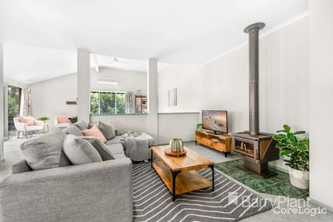 Property photo of 52 Mendora Crescent Wantirna South VIC 3152