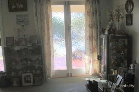 Property photo of 19 Cairns Road Ebbw Vale QLD 4304