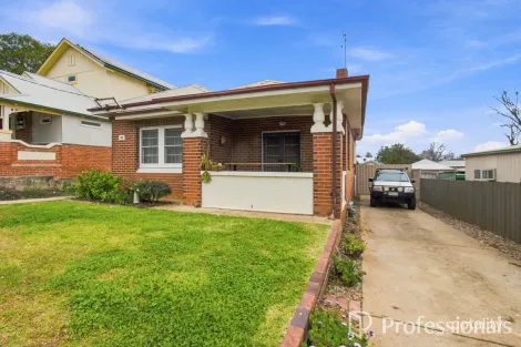 20 Richard St, Turvey Park, NSW 2650