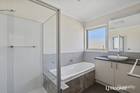 Property photo of 53 Miners Drive Wonthaggi VIC 3995