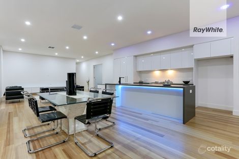 29a Lochside Dr, West Lakes, SA 5021