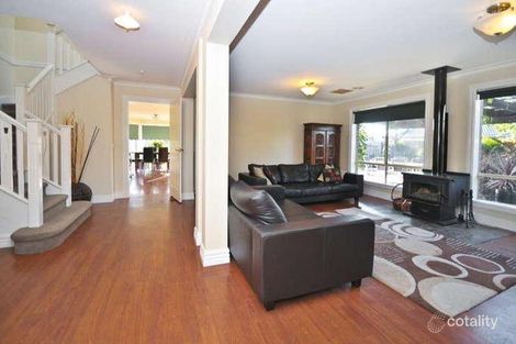 Property photo of 8 Tulip Court Hillside VIC 3037
