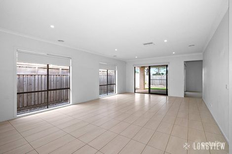 Property photo of 6 Chichester Close Sandhurst VIC 3977