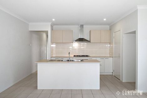 Property photo of 6 Chichester Close Sandhurst VIC 3977